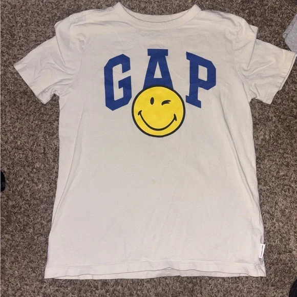 GAP Kids White Tee with Blue Logo and Yellow Smiley - Picture 1 of 1